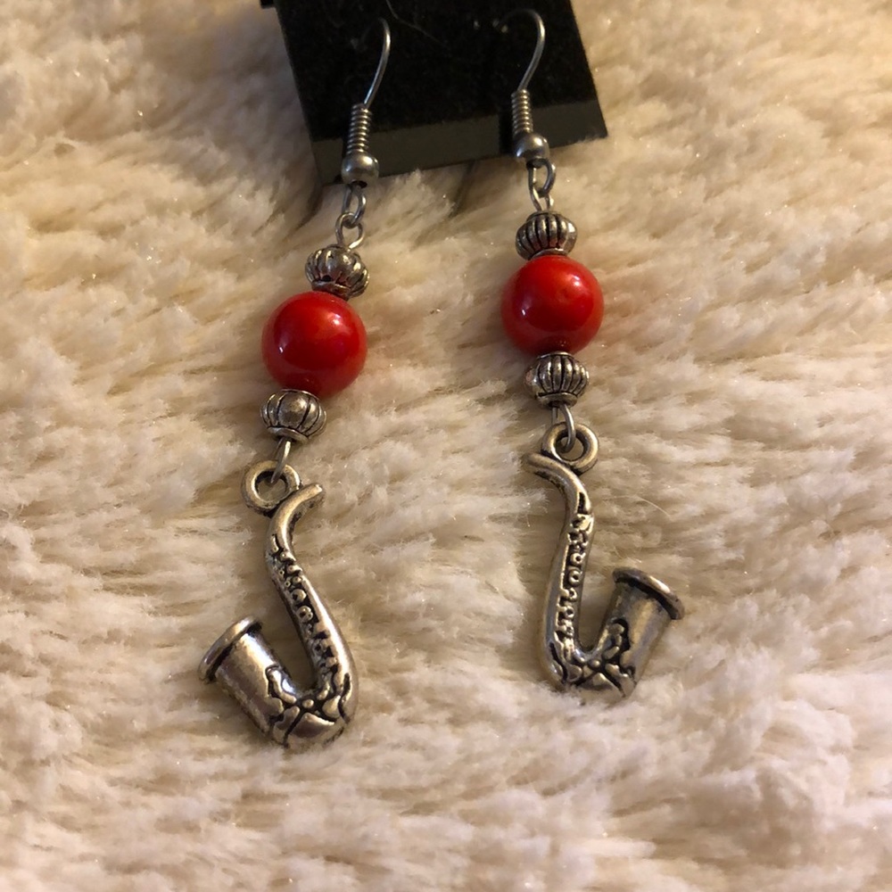 New Saxophone earrings.